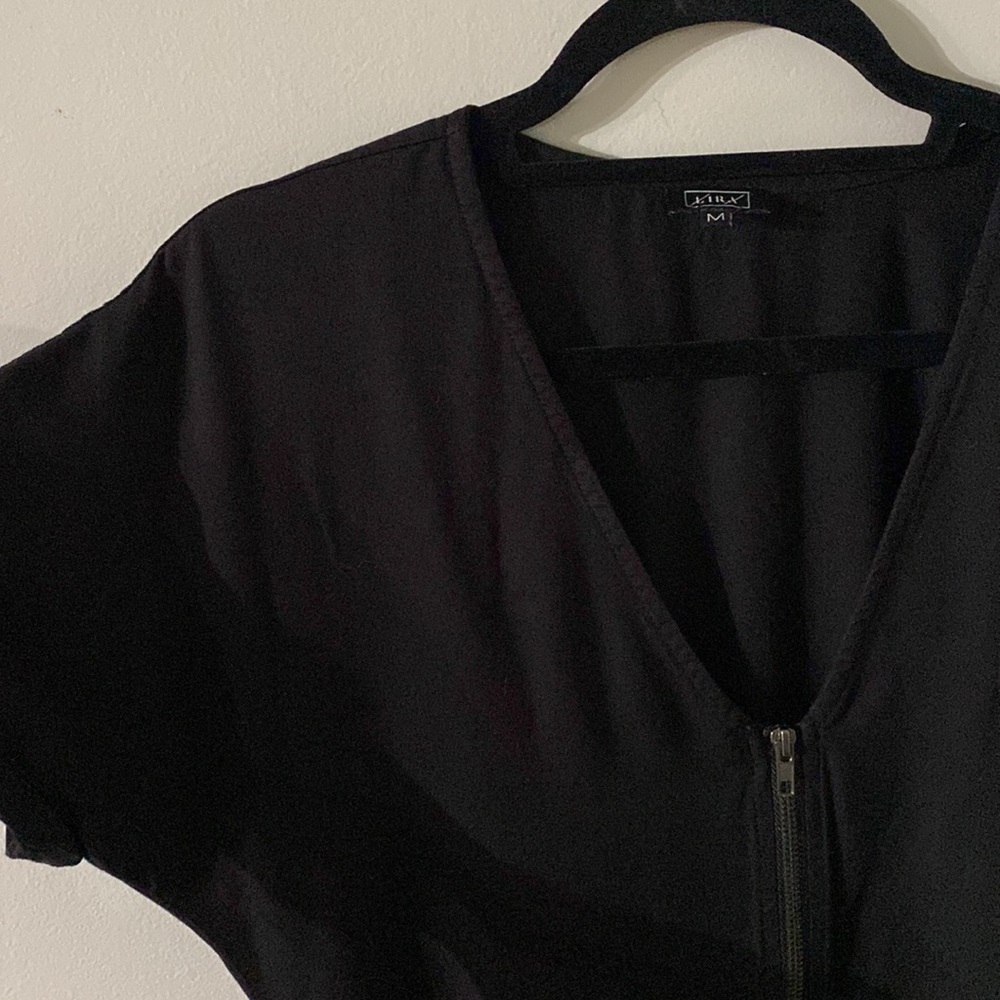 LIRA Black “Libby” Jumpsuit 🖤 Size Medium! - Picture 4 of 4